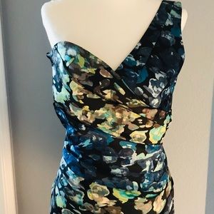 BCBG Maxazria dress size 4